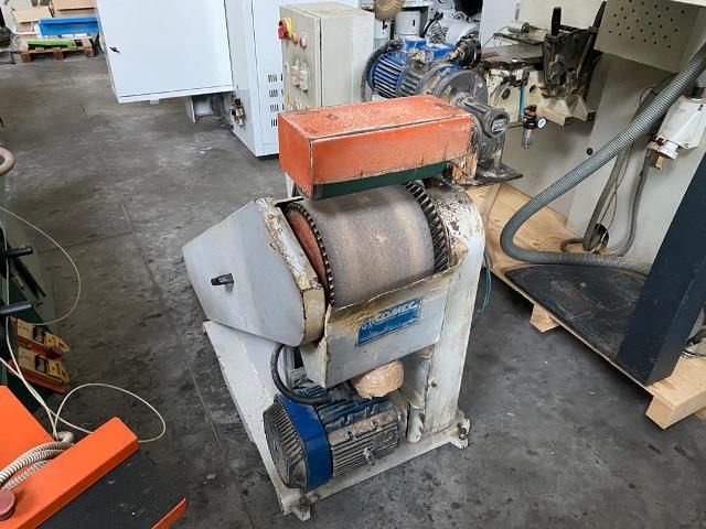 4LC522201-Caselli-Group-LONGITUDINAL-SANDER-COMEC-MOD-LON-LS 2.jpeg